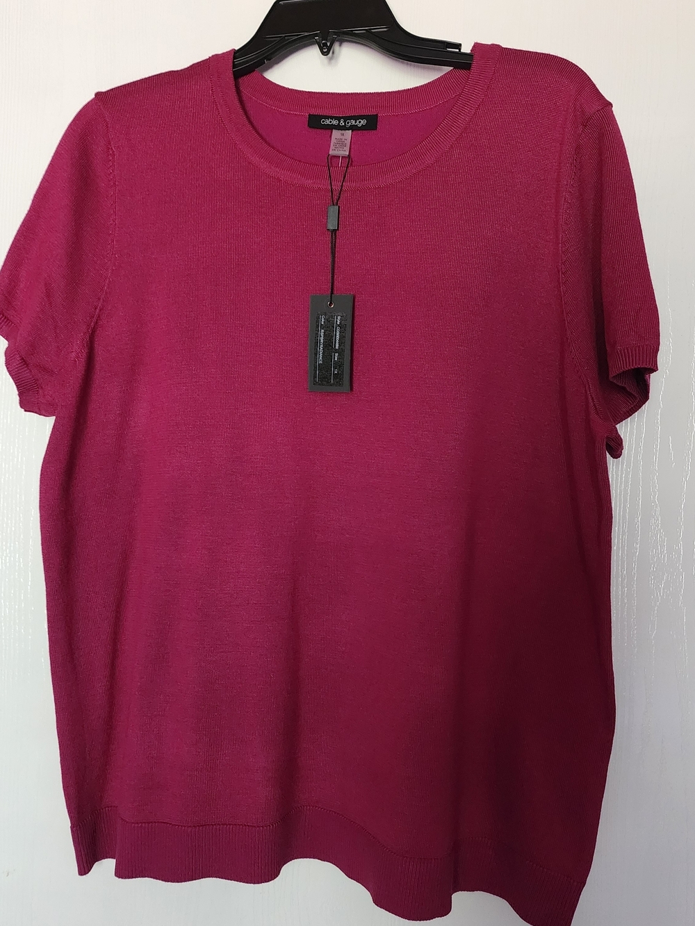 Cable & Gauge Short Sleeve Knit Top - Magenta Size 1X